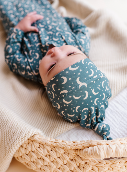 Bamboo Knotted Baby Gown – Love You To the Moon